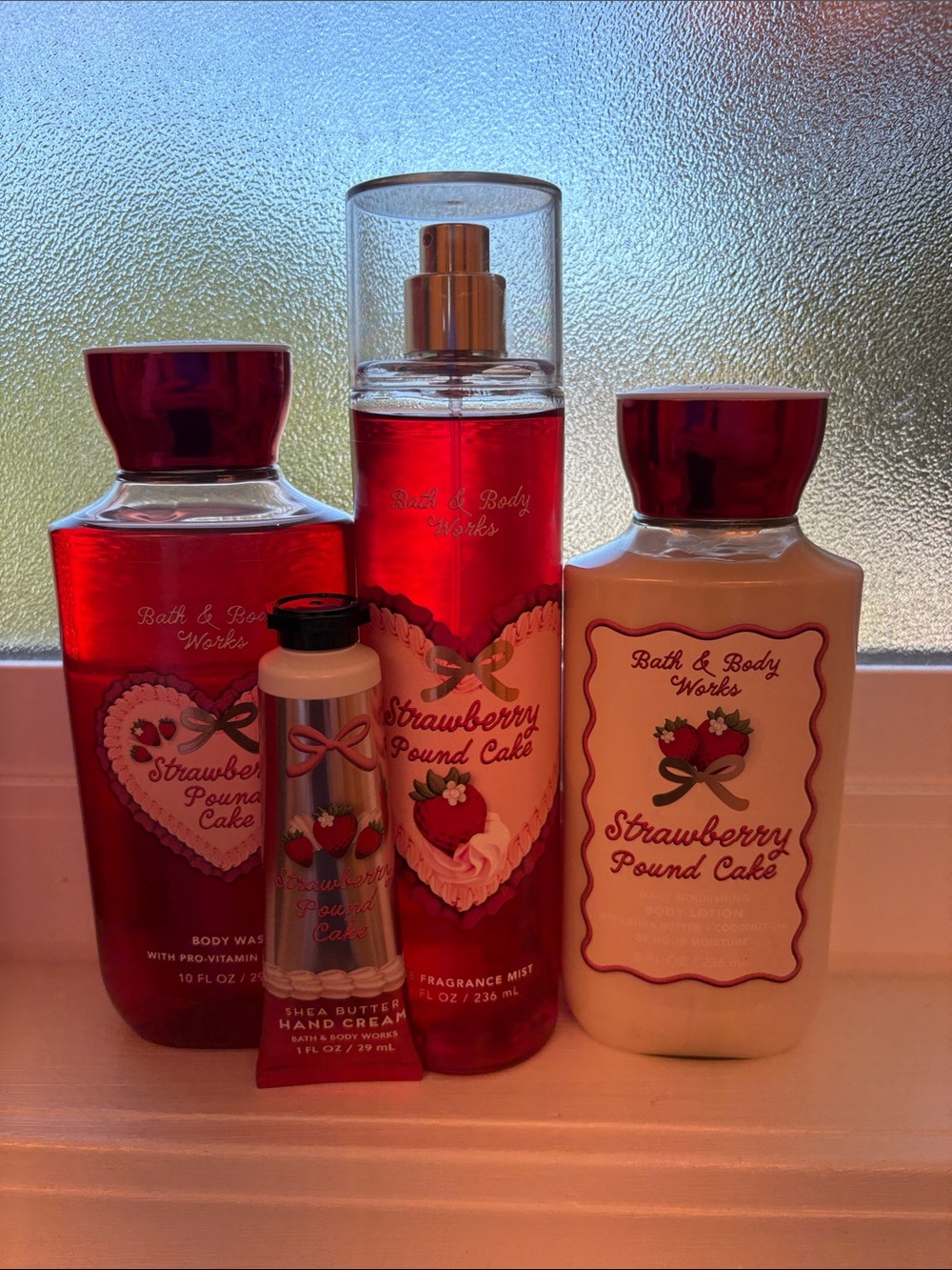 Bath & Body Works Strawberry Pound Cake Body Care Set - Red & Cream
